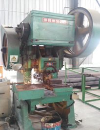 原材料切断压力机